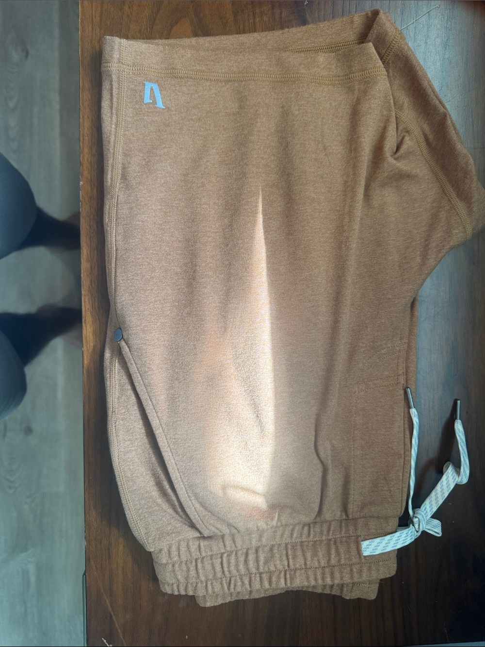 Vuori Men's Golden Ponto Performance Shorts Small